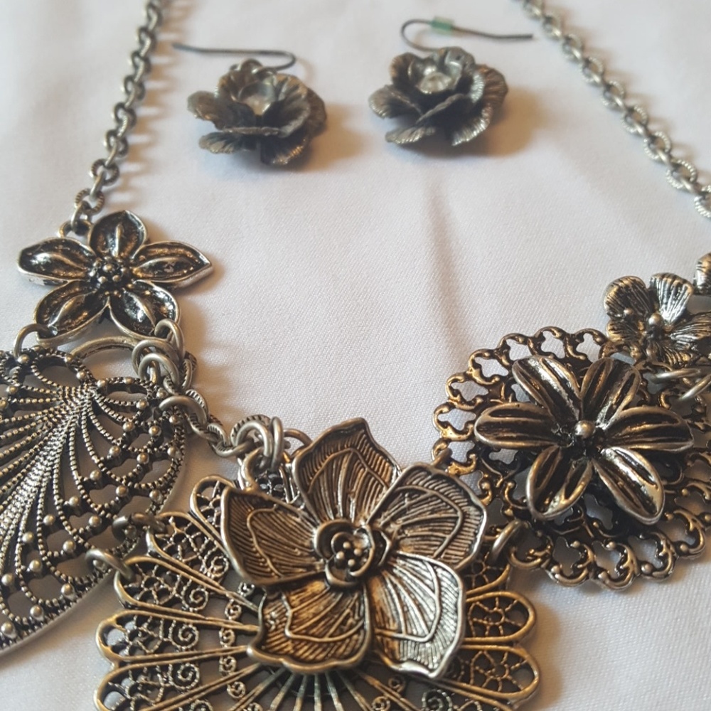 Necklace and matching earrings